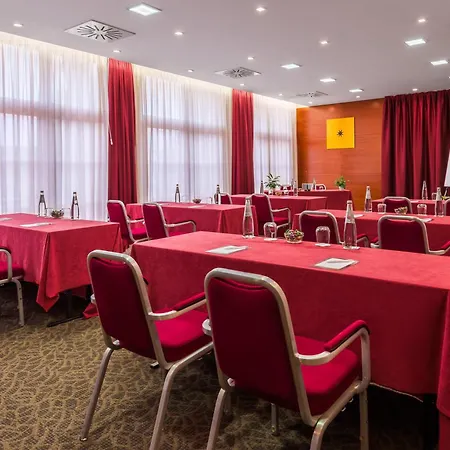 Crowne Plaza Venice East By Ihg