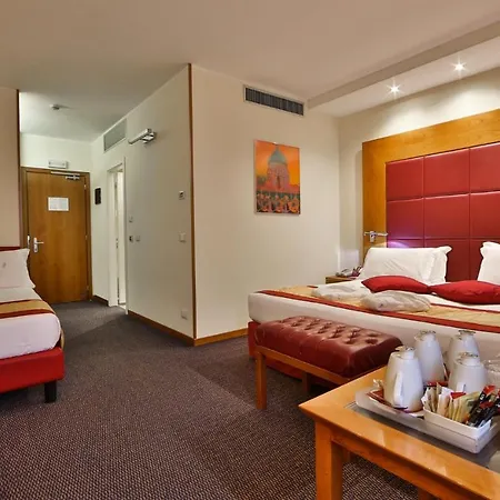 Crowne Plaza Venice East By Ihg Hotel 4*