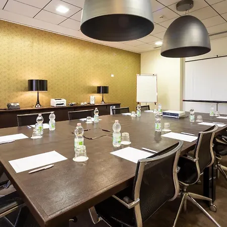 Crowne Plaza Venice East By Ihg Hotel 4*