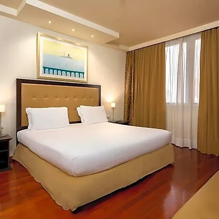 Crowne Plaza Venice East By Ihg Hotel 4*